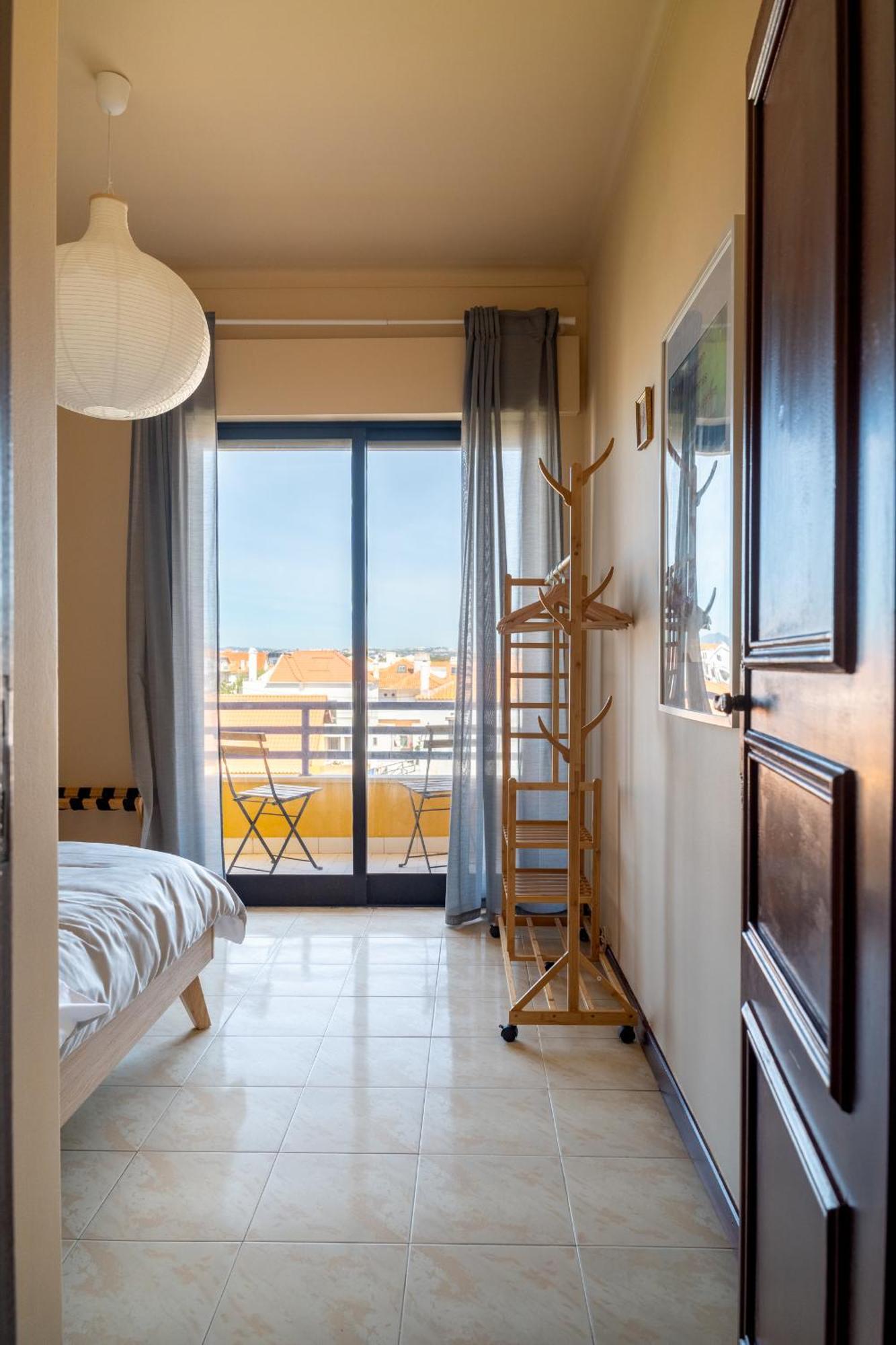 Sea View & Sundown, 150M From The Beach And Surf Spots Costa de Caparica Exterior foto