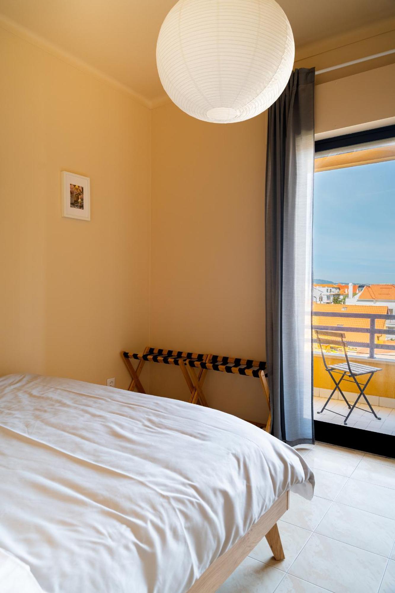 Sea View & Sundown, 150M From The Beach And Surf Spots Costa de Caparica Exterior foto